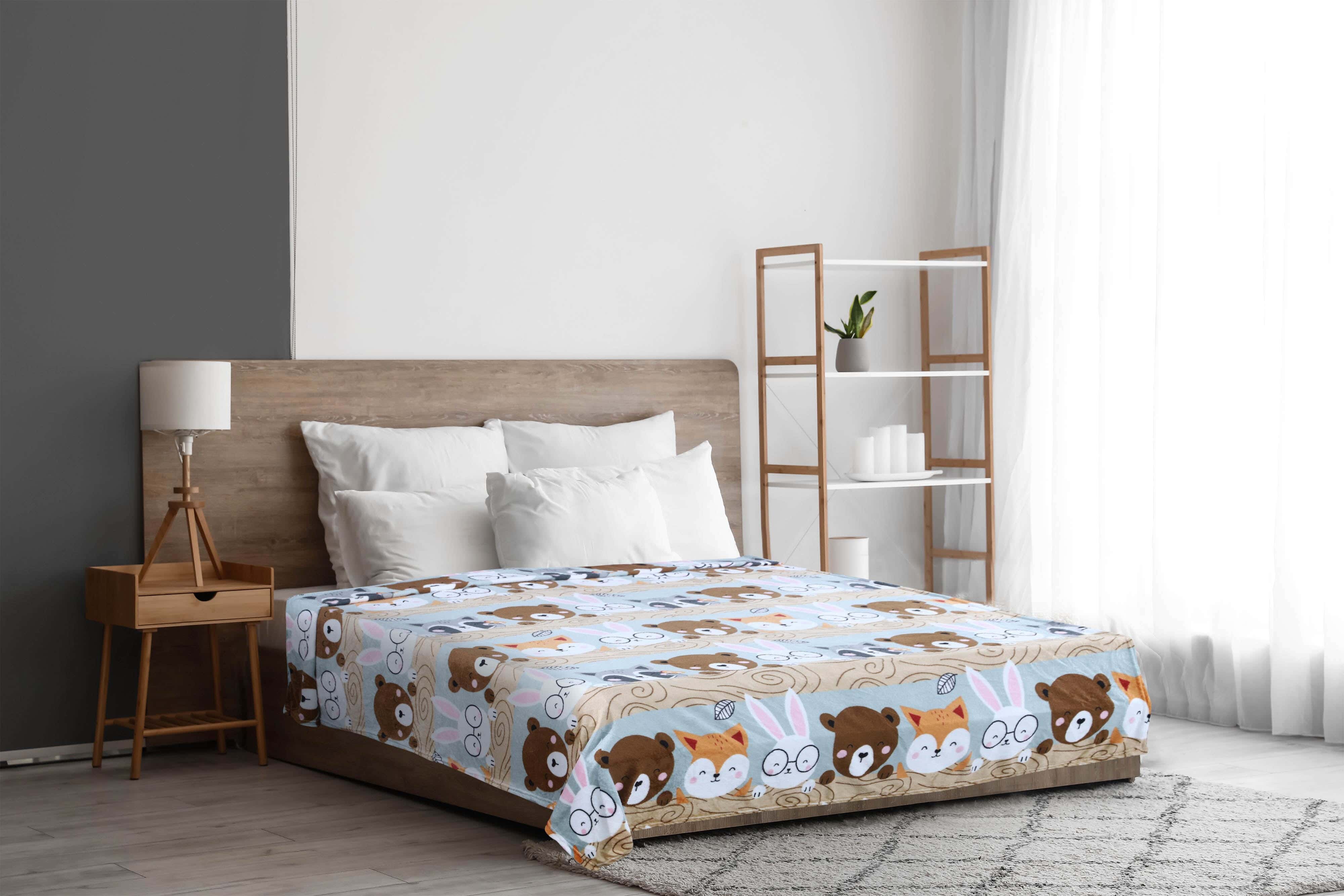 Velvet Kids' Bed Heater, 200x180 cm, 650 gm - Multicolor