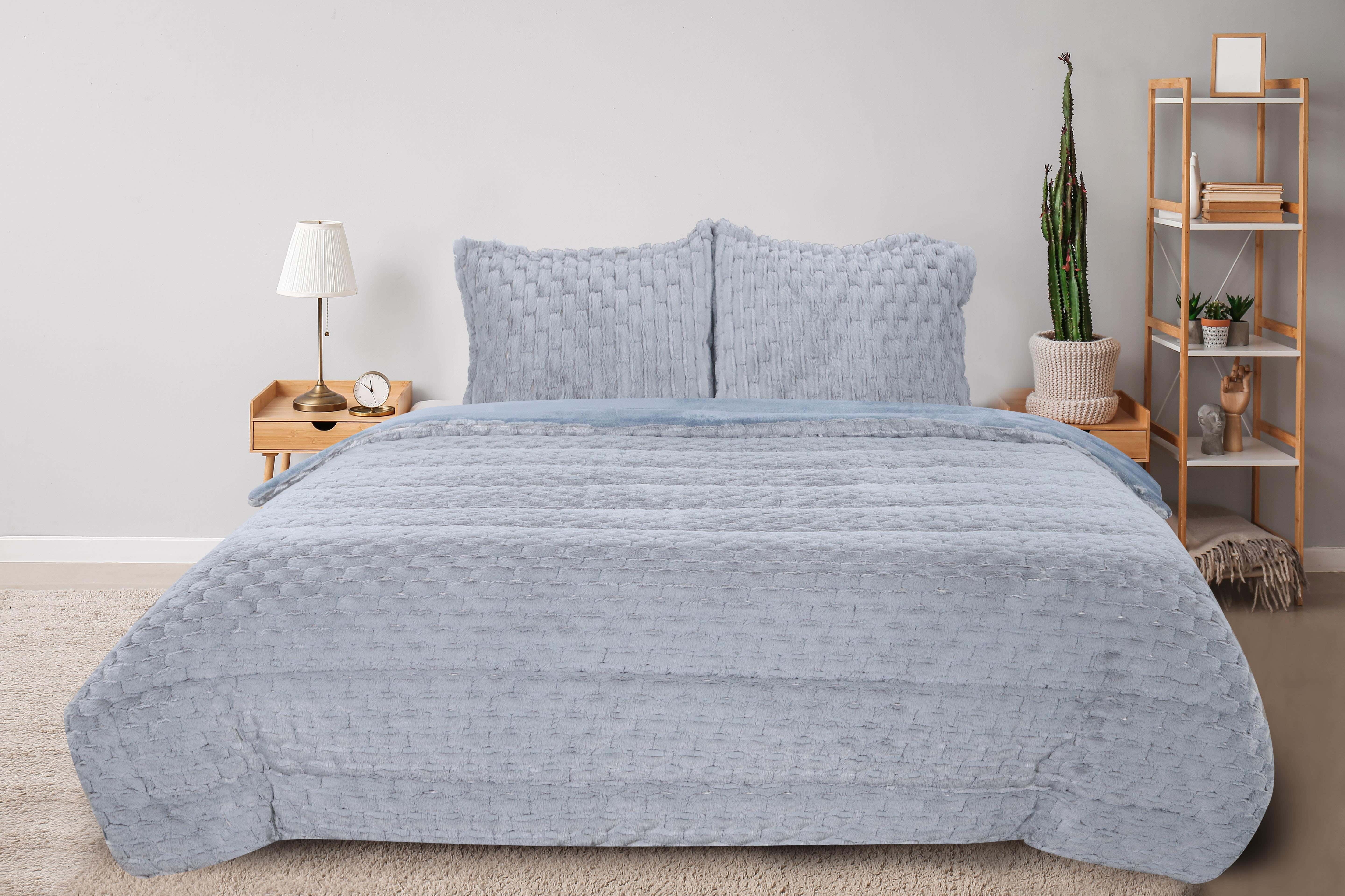 Raha Fur Quilt Set, 3 Pieces, 220x240 cm, 5400 gm - Grey
