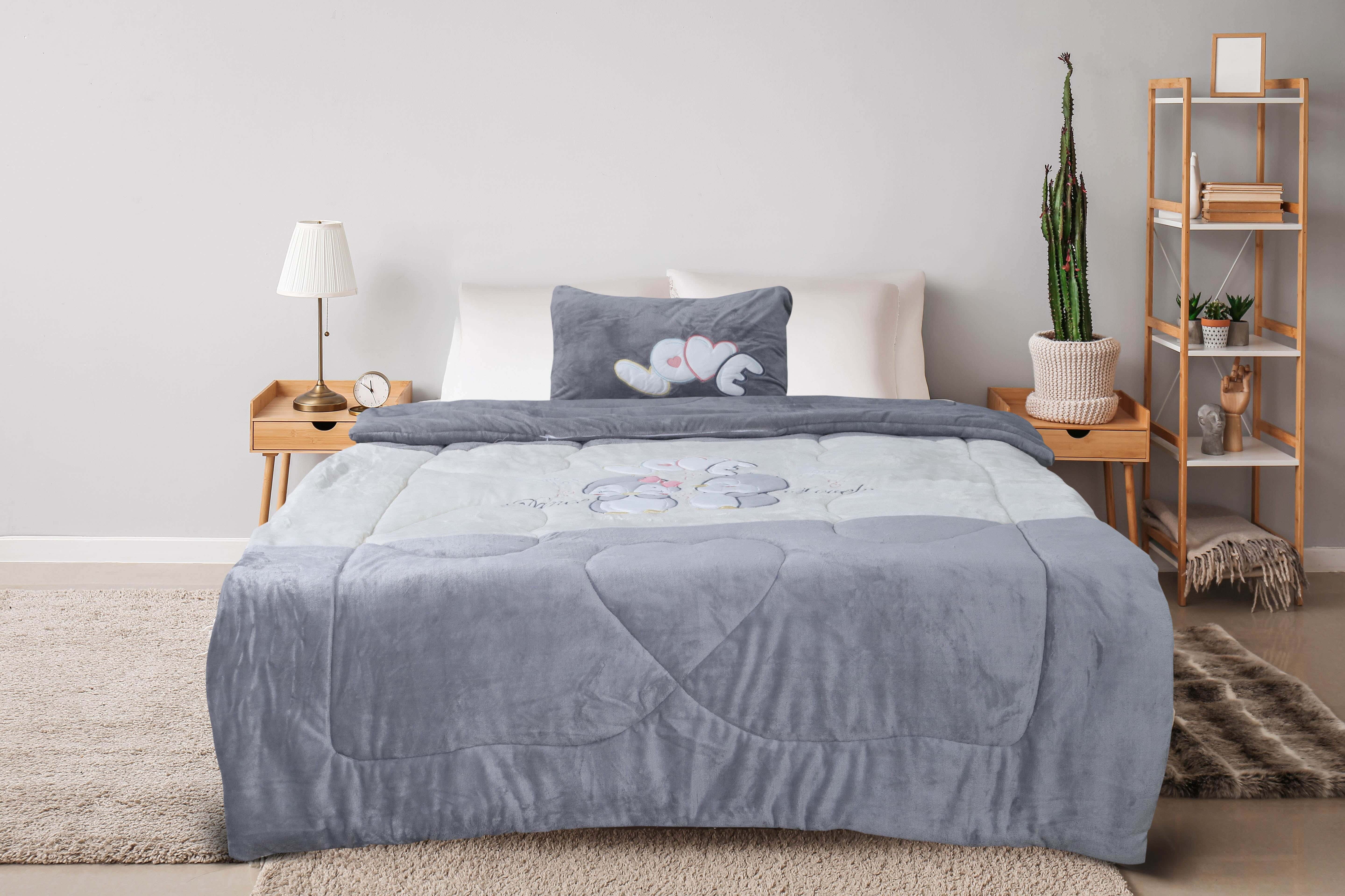 Lili Velvet Children Quilt Set, 4 Pieces, 200x240 cm, 7250 gm - Grey