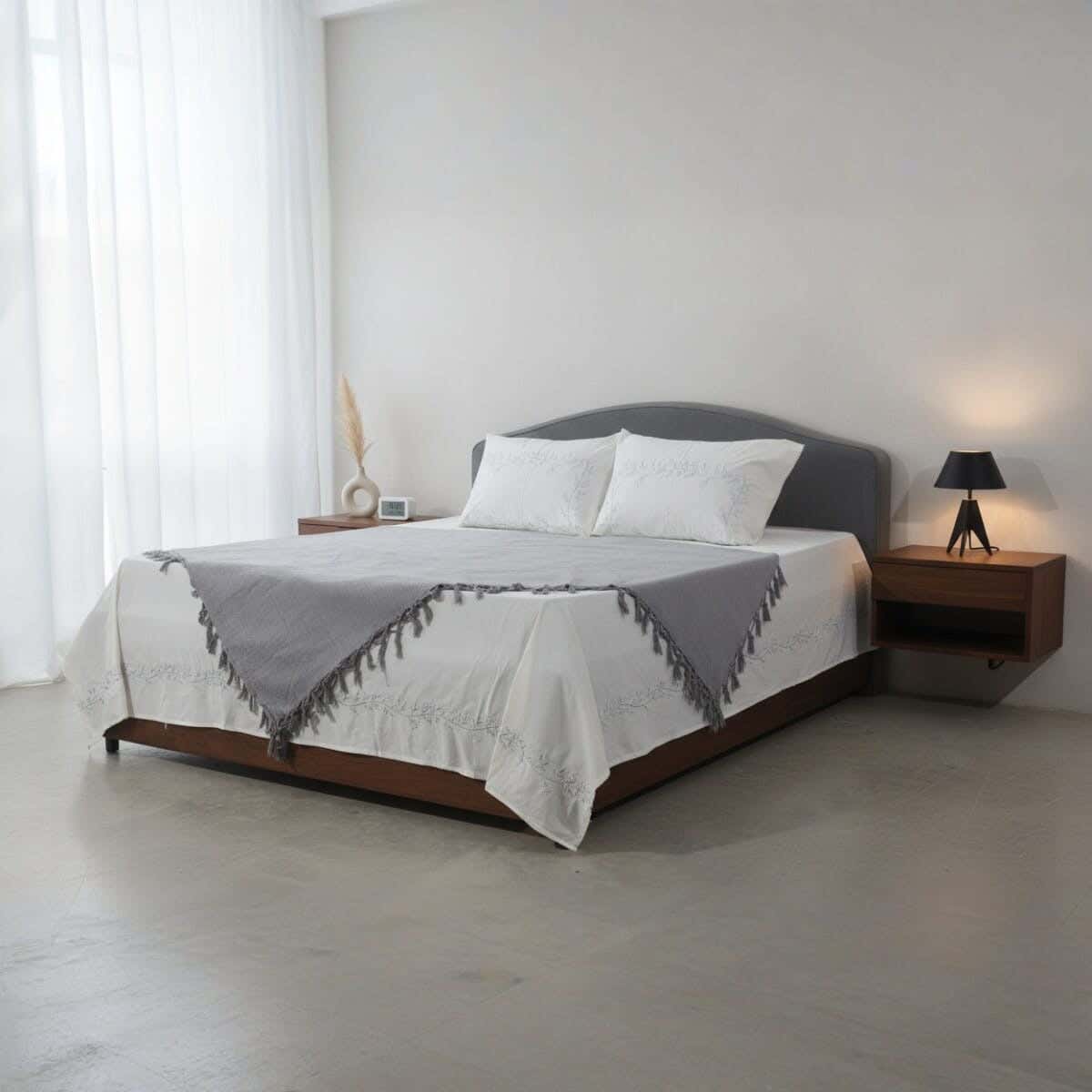Berry Home Cotton Comforter Set with Bed Sheet, 4 Pieces, 235x240 cm, 4170 gm - Grey White