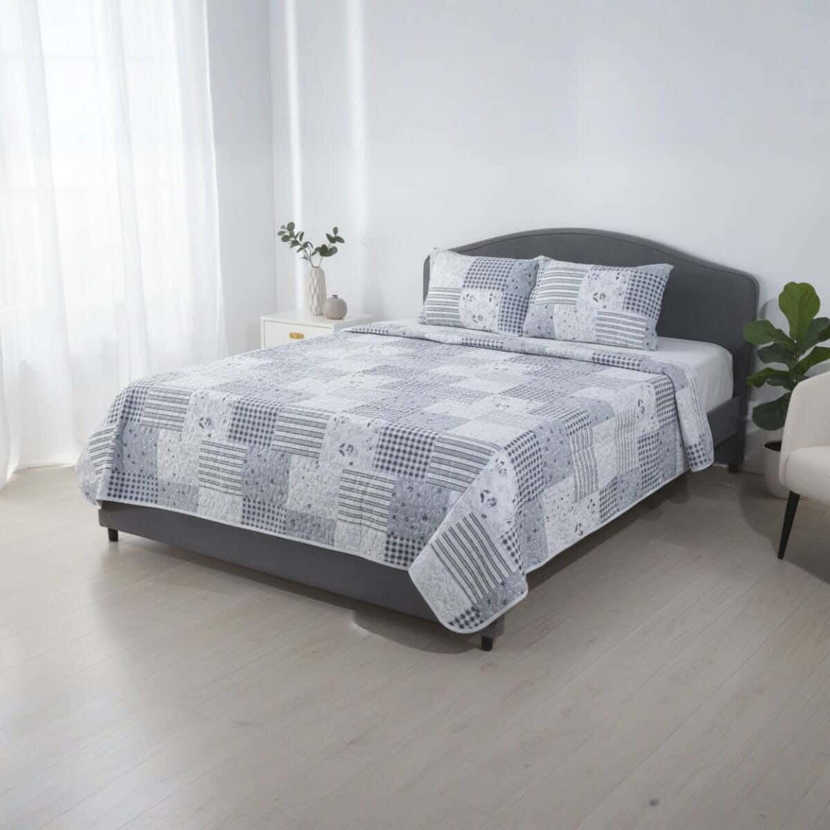 Microfiber Comforter set, 3 pieces, 220x230 cm, approx 2700 gm - Multicolor