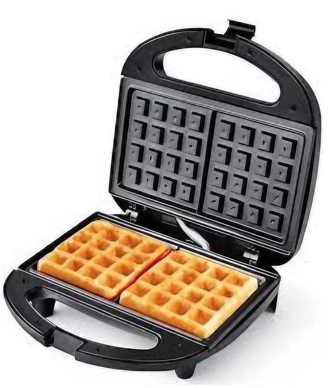 Sokany Sk-Bbq-137 Waffle Maker, 800 Watt - Black