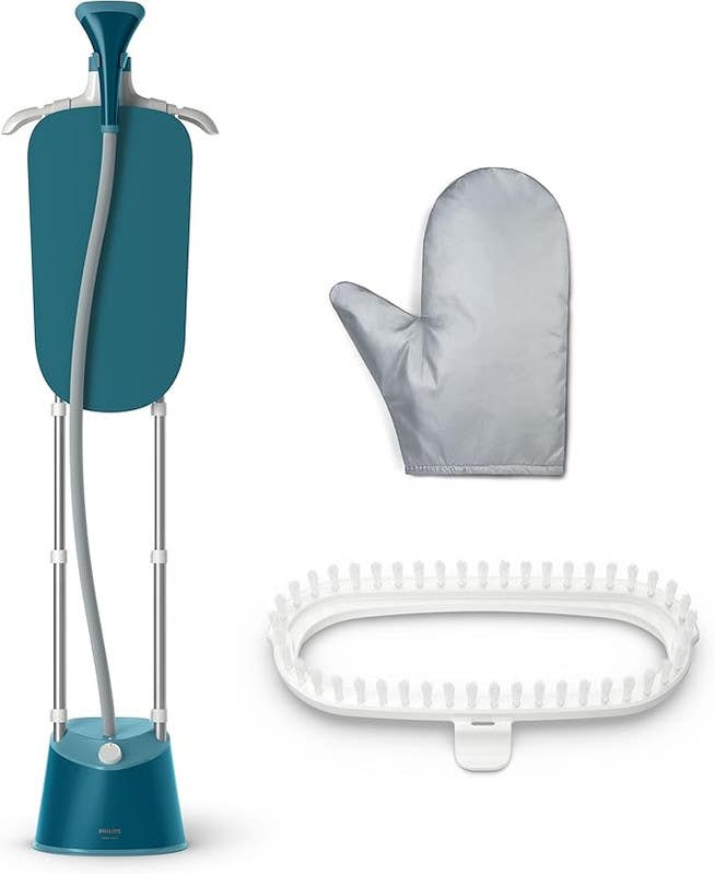 Philips Steam Iron for Clothes, 1.8 Liters, 1800 Watts, STE1040/26, Blue