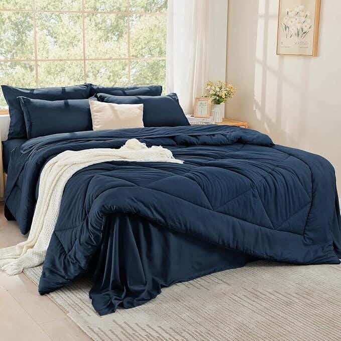 Alalmeramattresses Hotel Duvet, Fibersoft Down Alternative Filling, 300G/M² Fiber Density, 220×180Cm - Navy