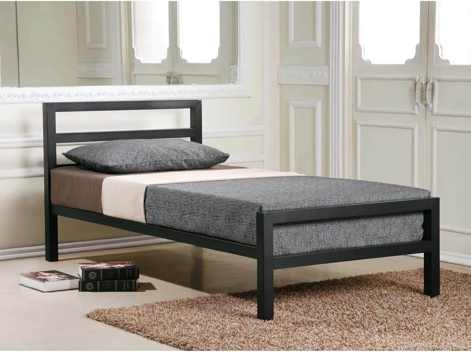 Metal Queen Bed with Wooden Slats, 90×120×200 Cm - Black