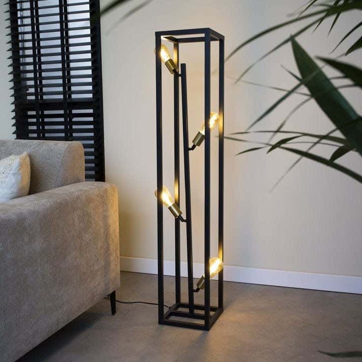 Metal lamps, 4 bulbs, electrostatic paint - black gold