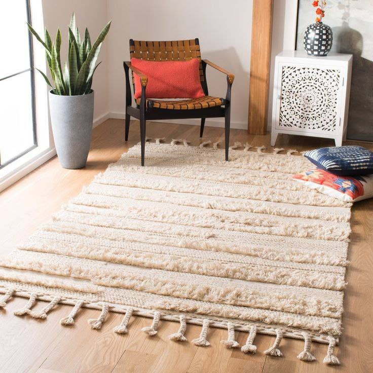 Hand Made Kilim Carpet, 200×150 cm - Off White