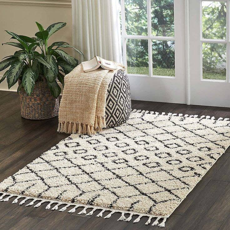 Hand Made Kilim Carpet, 150×100 cm - Off White Black