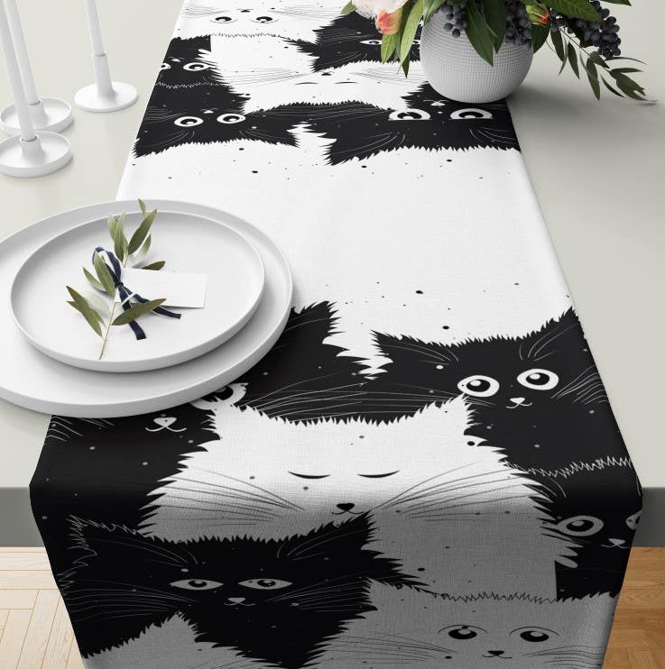 Velvet Runner Dinner Tablecloth, 45×150 cm - Multicolor