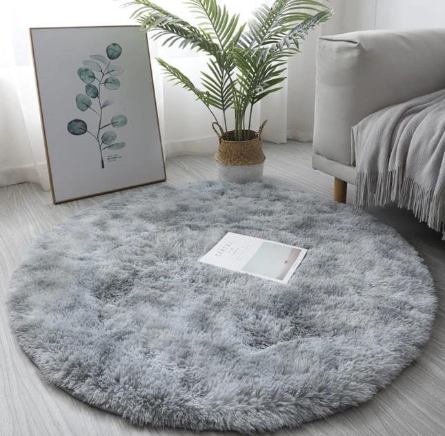 Fur Rug, 150×150 cm - Grey
