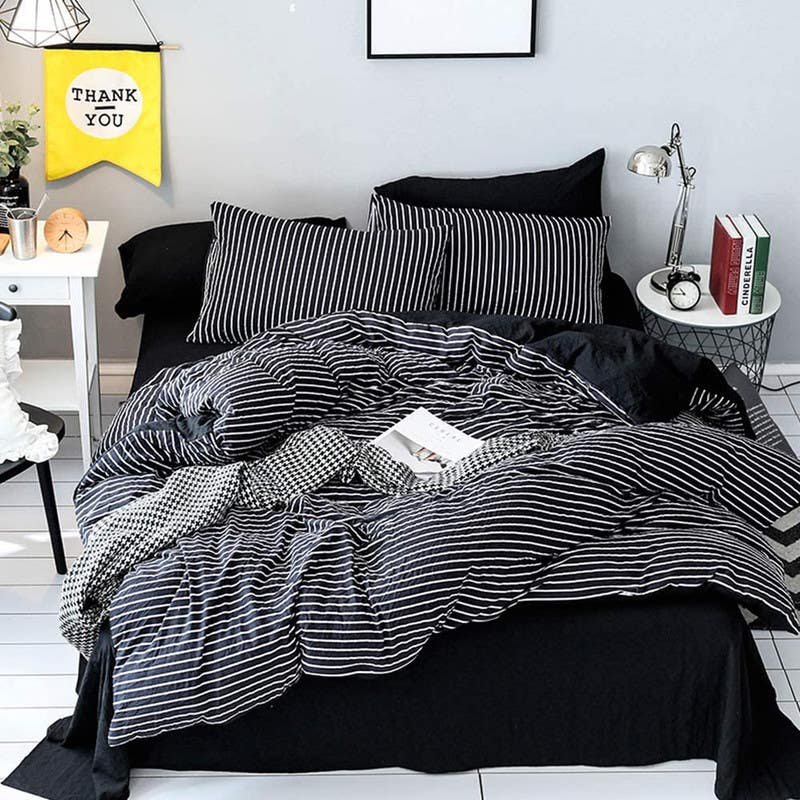 Cotton Quilt Cover Set, 4 Pieces, 240×200 cm - Black White
