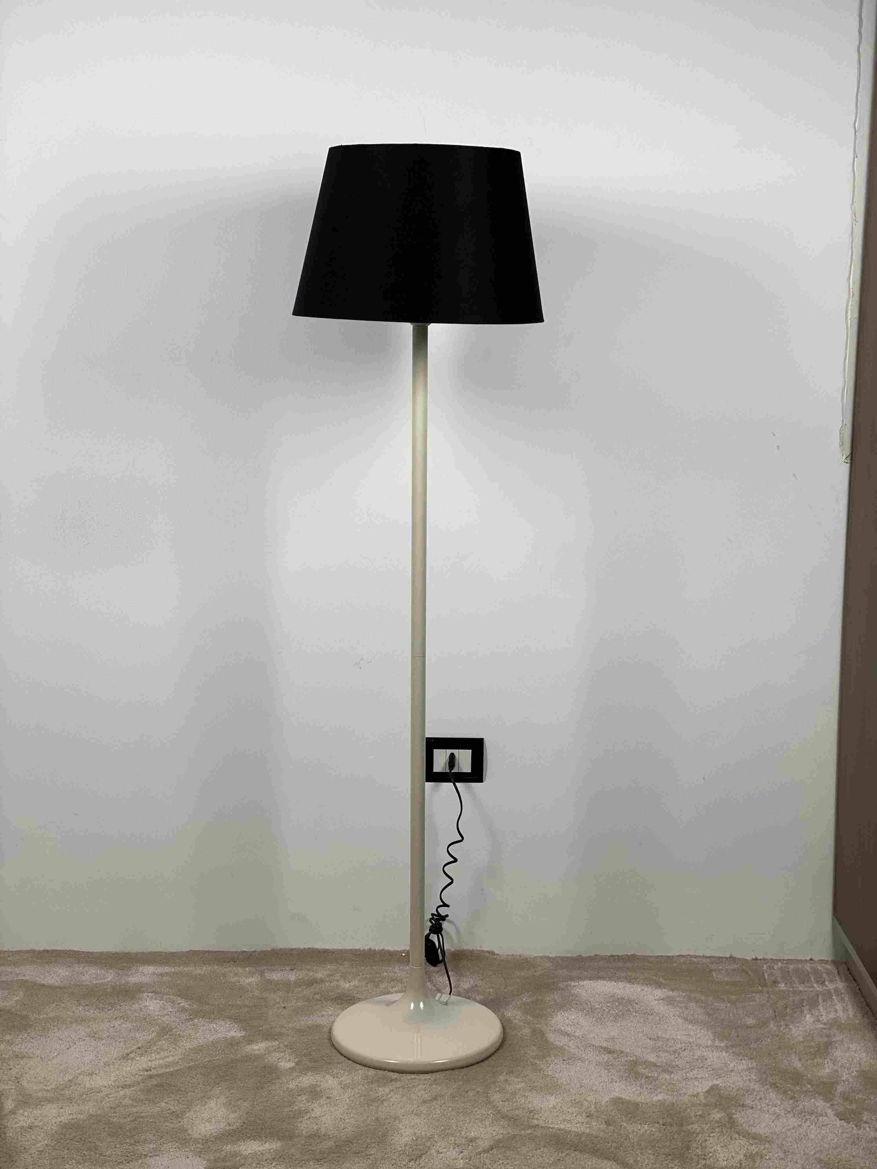 TBS Fabric Modern Floor Lamp, 160 ×40 cm - Black