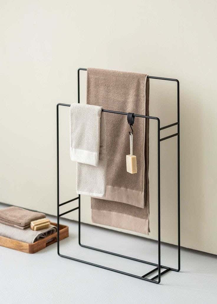 Metal towel holder, 60x100x25 cm - Black