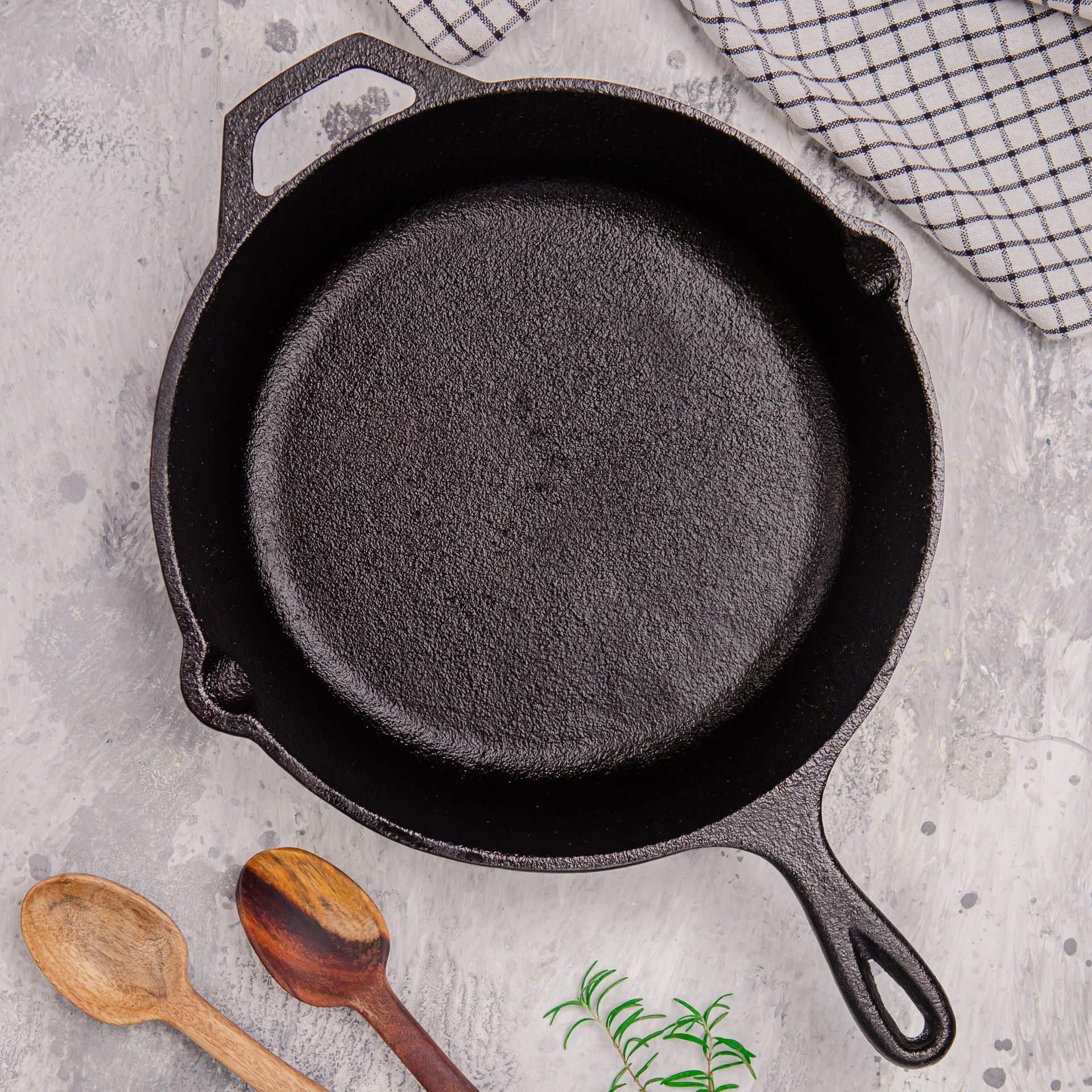 Homepro Cast Iron Frying Pan,30 Cm - Black