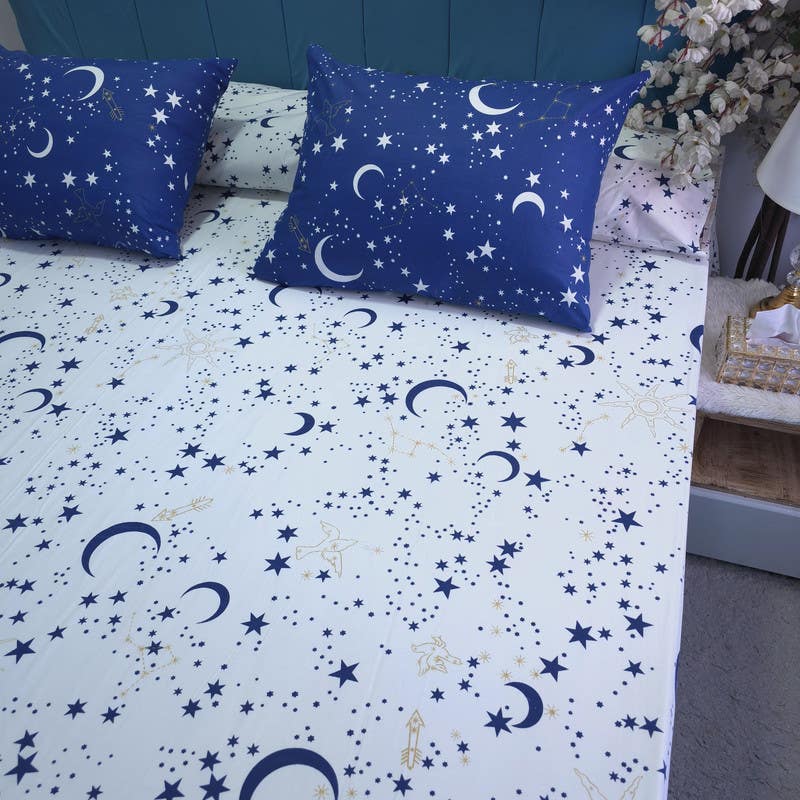 Printed bed sheet set with 2 matching printed pillowcases and a long pillow of the same pattern, 260 * 240, four pieces - multi-colored