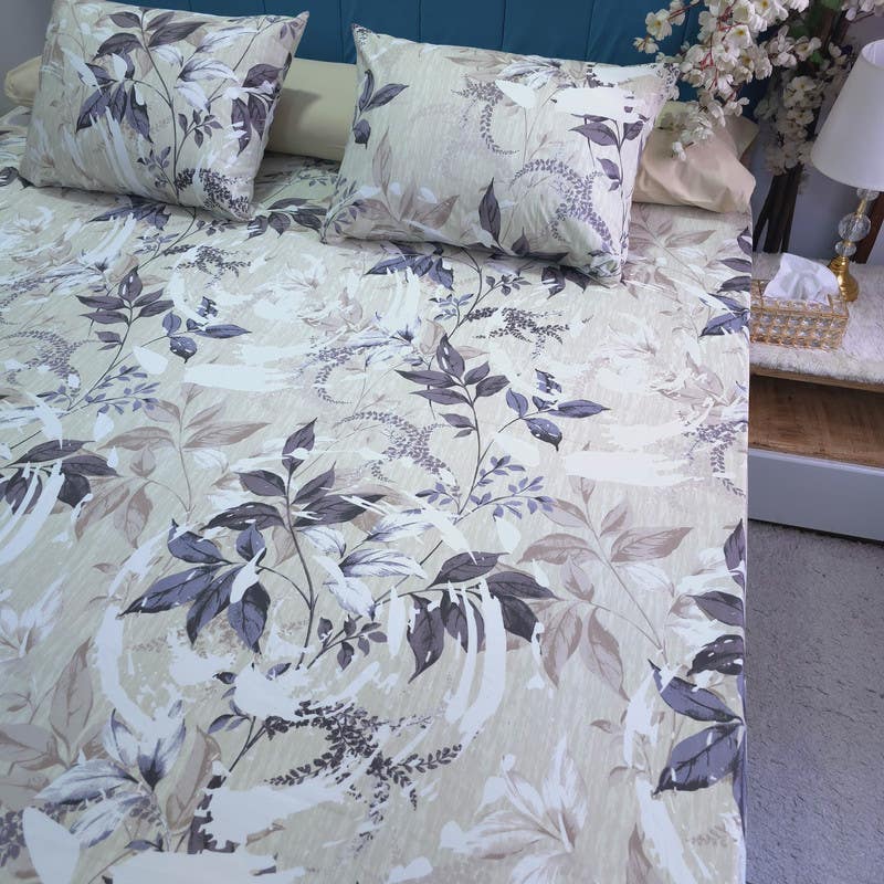 Two patterned sheets with two pillowcases of the same pattern, with two plain long pillowcases in coffee color, 180 * 240, six pieces - multi-color