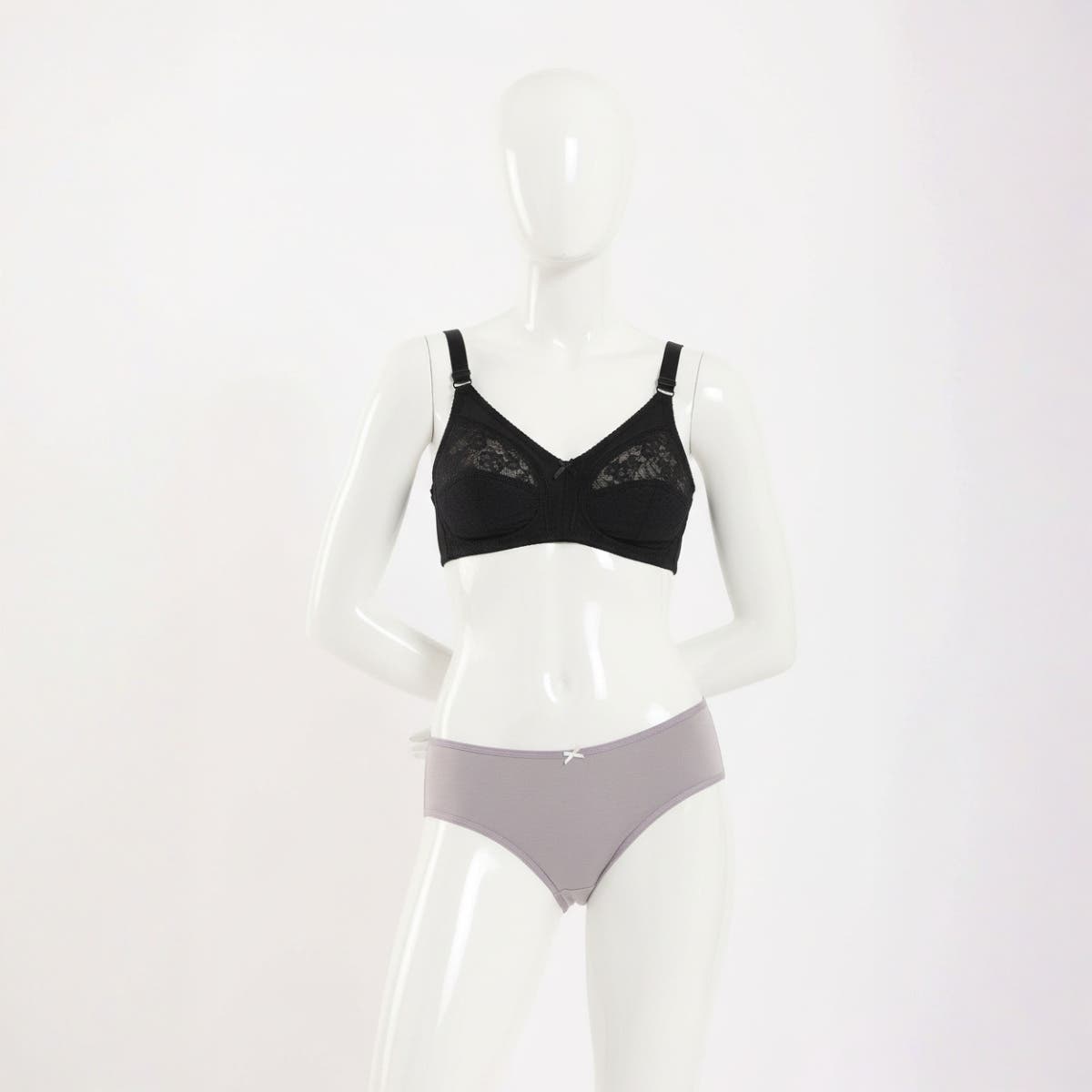 Carinawear Minimizer Non-Padded Bra, Full Coverage & Comfortable, Lace Detail, Viscose Blend