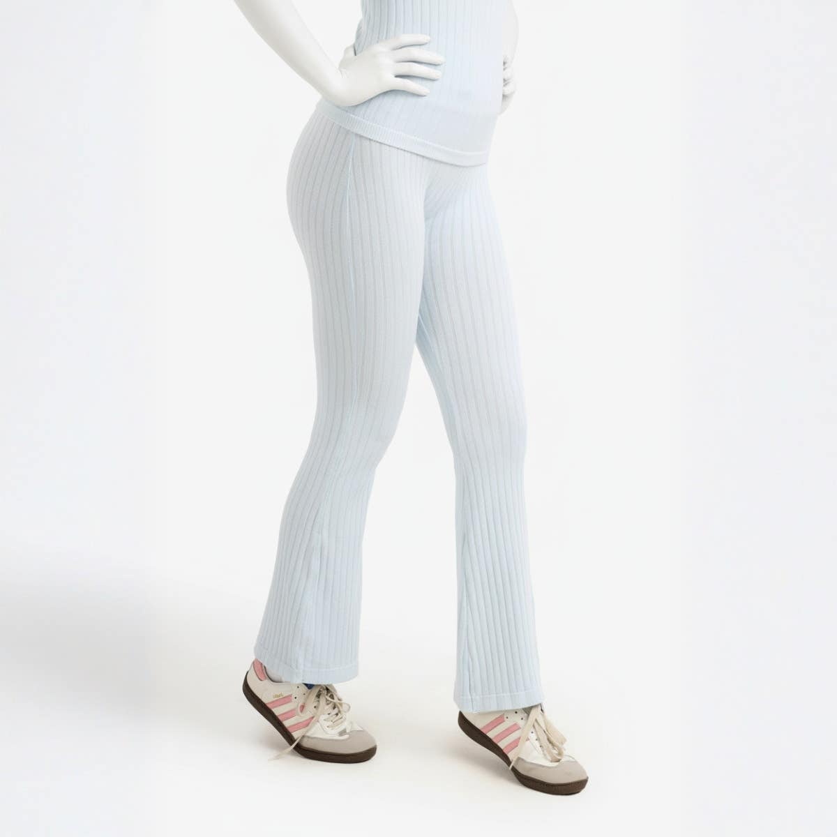 Carinawear Ribbed Microfibre Flare Leggings - High-Waisted & Flared Hem