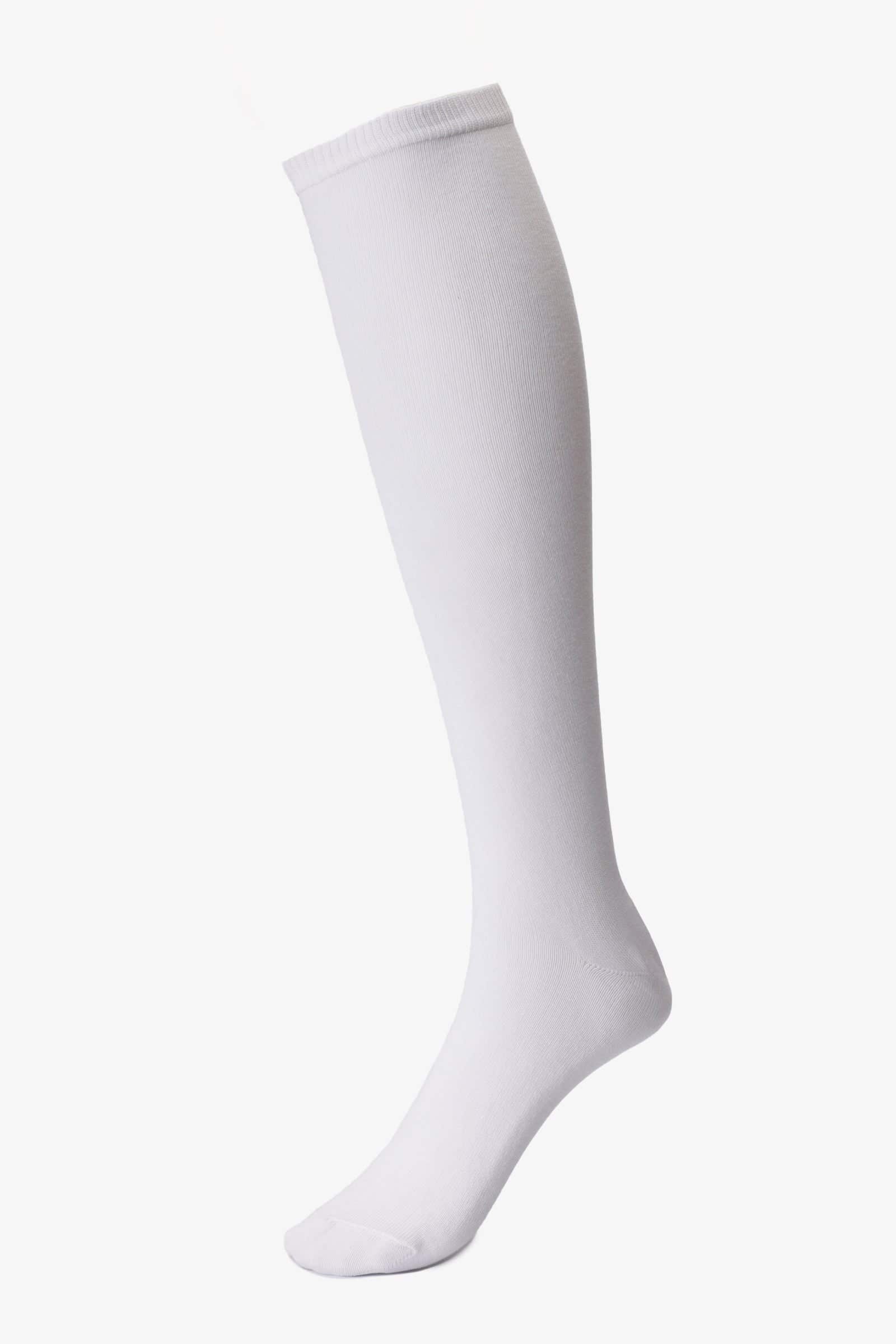 Carinawear Luxury Plain Knee-High Socks in Solid Pattern