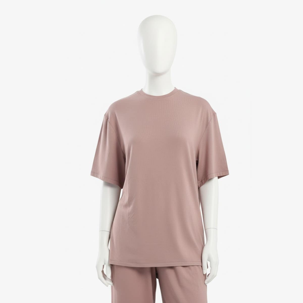 Carinawear Lounge Oversized T-Shirt in Viscose Blend - Chic & Comfortable