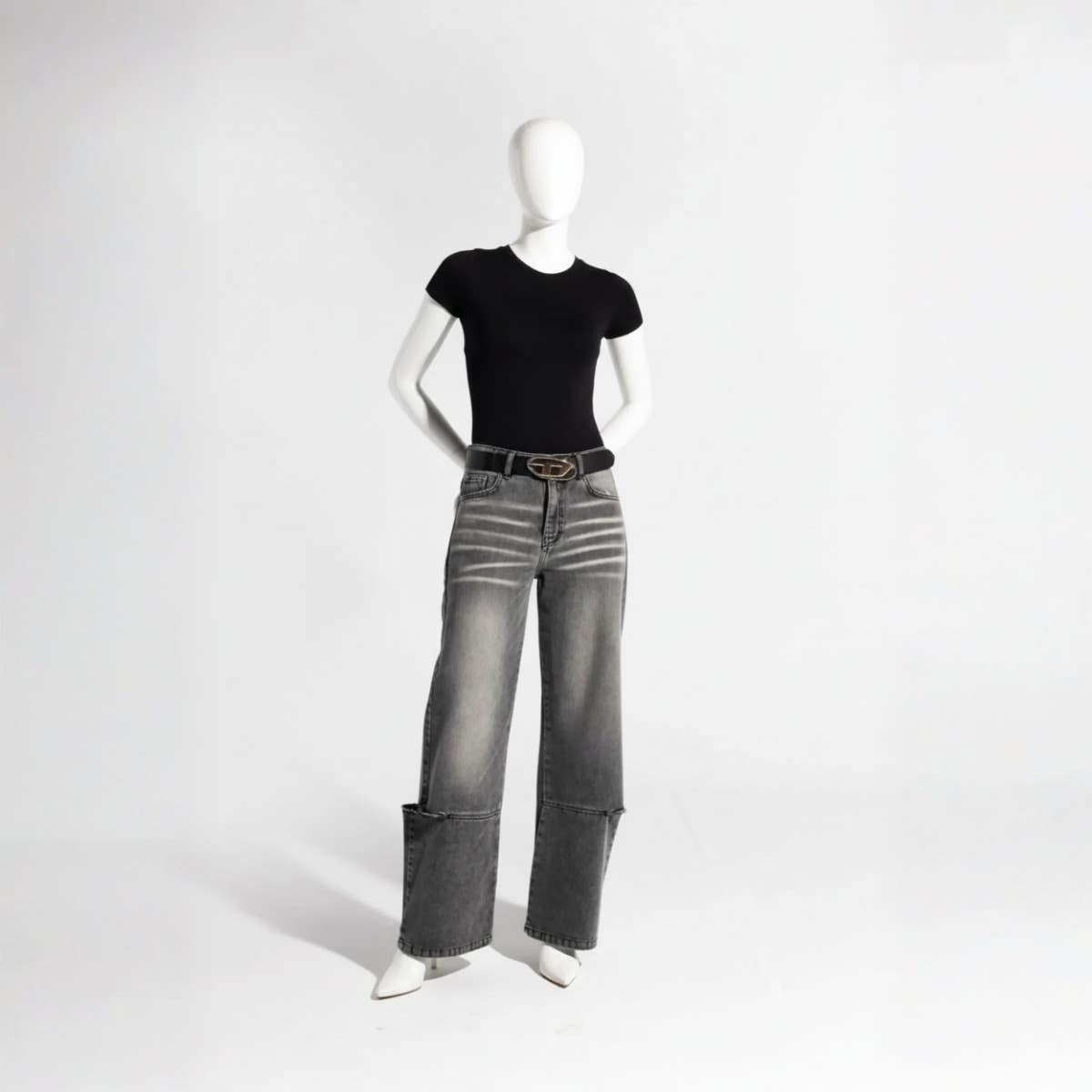 Carinawear Low Slit Denim Pants - Relaxed Fit Wide Leg Jeans