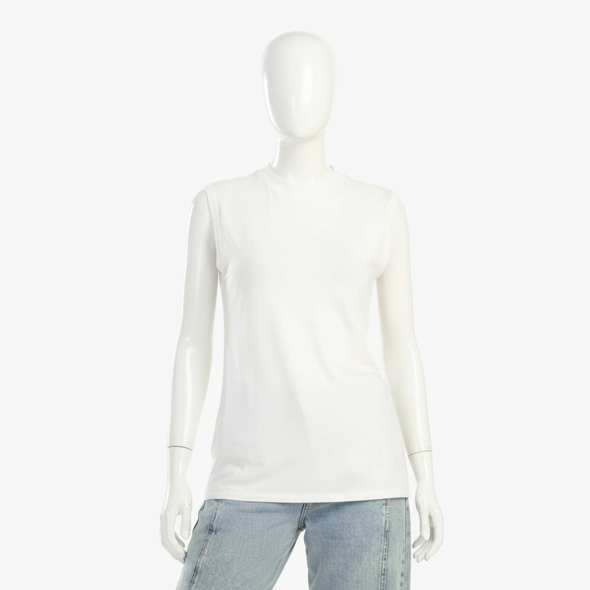 Carinawear Sleek Viscose Sleeveless Top | Breathable & Chic Everyday Top