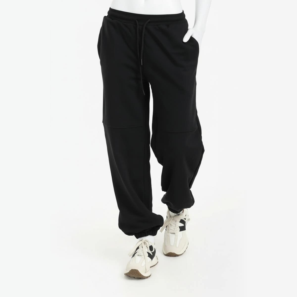 Carinawear Milton Lounge Pants with Closed Cuffs - Solid Pattern & Carrot Leg Cut