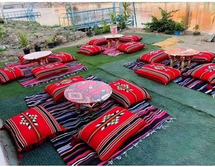 Traditional Arabic Floor Seating Set with Geometric Red Design - Includes Table, Kilim Pattern, and 4 Cushions