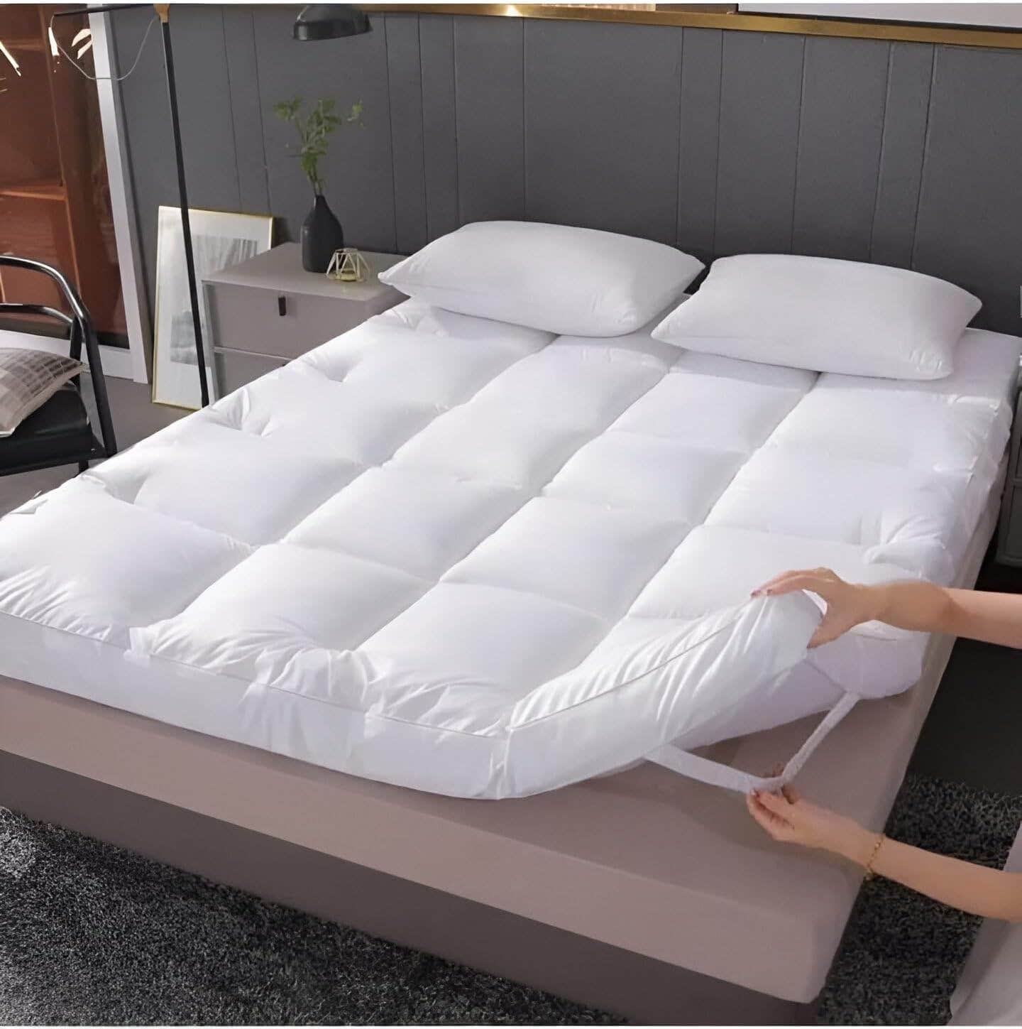 "Premium Fiber Mattress Topper, Hotel Quality Softness, Size 100x200cm, 7cm Height, 900g Weight - White"