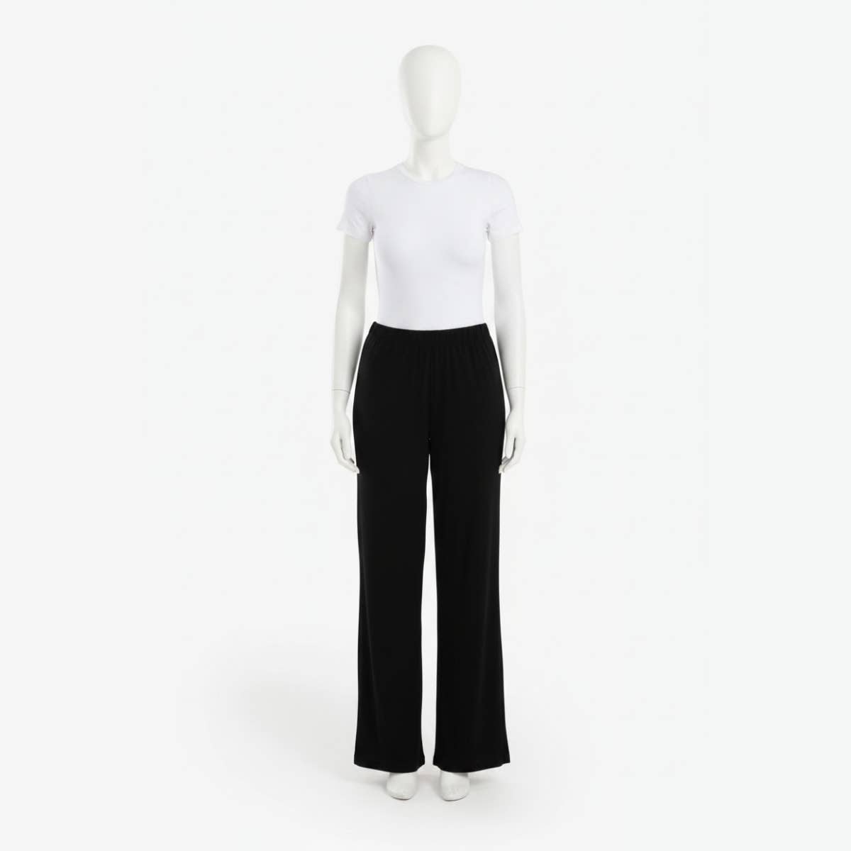Relaxed Wide-Leg Pants