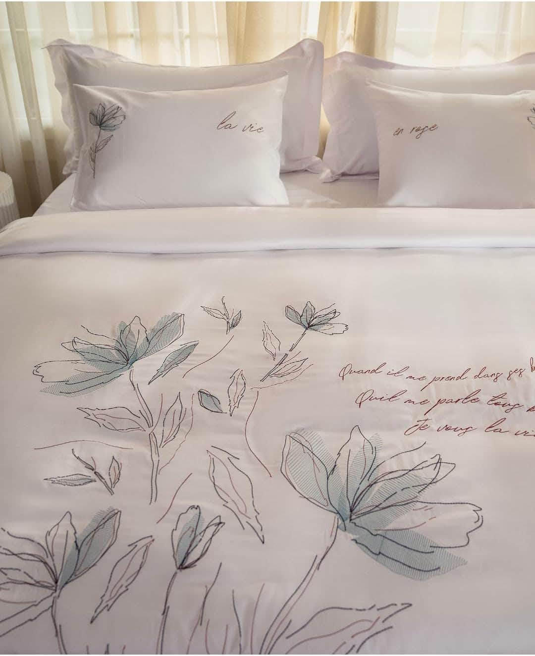 TM HOME 3-Piece Moulouya Embroidered Cotton Duvet Set - White Blue