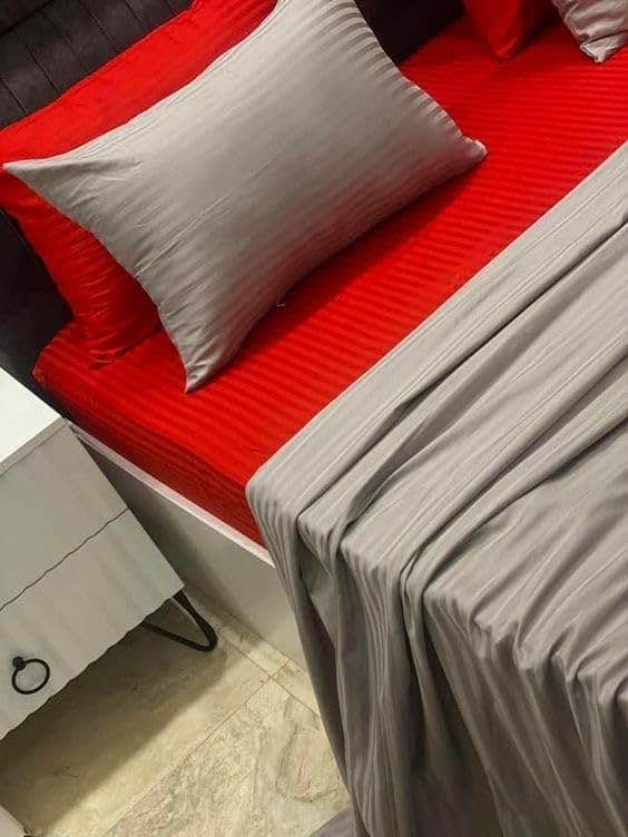Luxurious 6-Piece Striped Bed Sheet Set - Red & Grey - Polycotton - Breathable & Fade Resistant