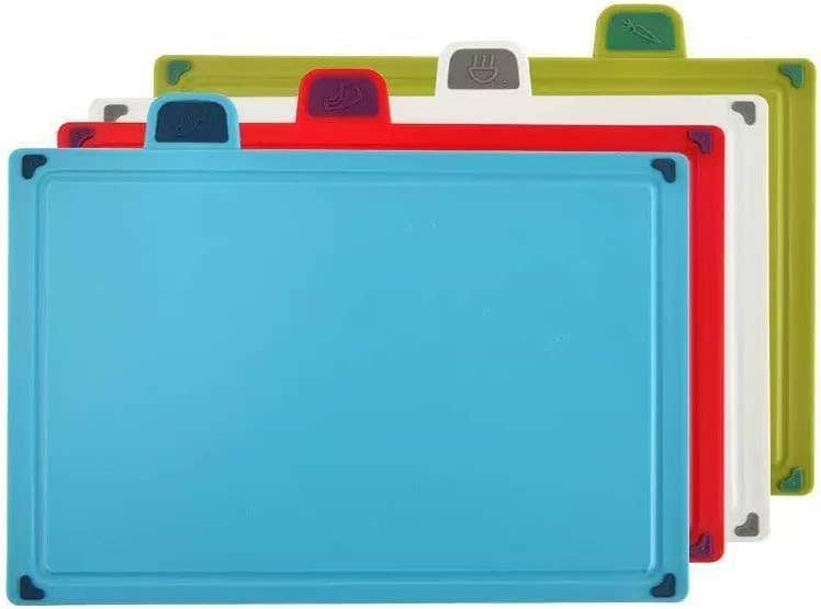 4-Piece Multicoloured BPA-Free Plastic Chopping Board Set with Non-Slip Design and Storage Stand