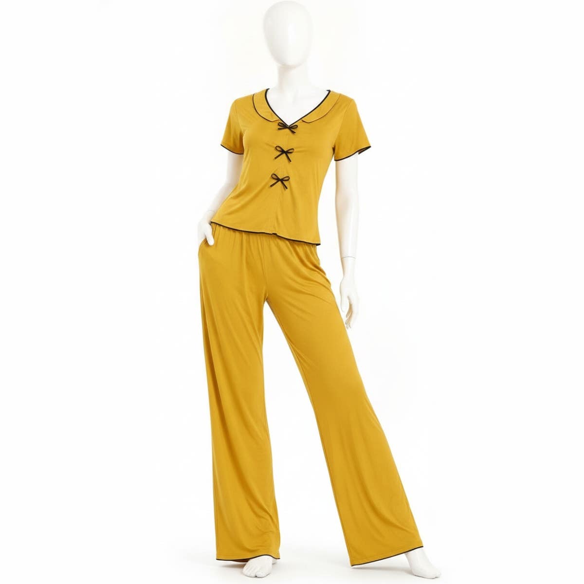 CAESAR Women's Soft Collar Pajama Set with Bows - Yellow