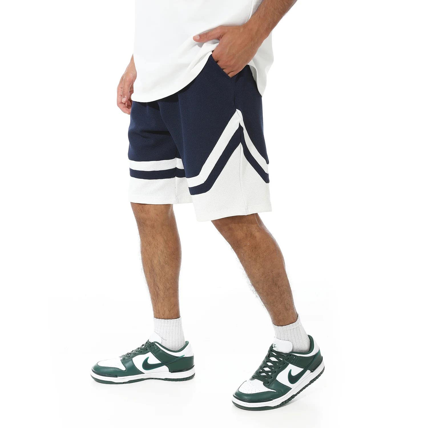 CAESAR Men's Baskota Shorts with Side Pockets - Summer Casual Shorts - Navy & White