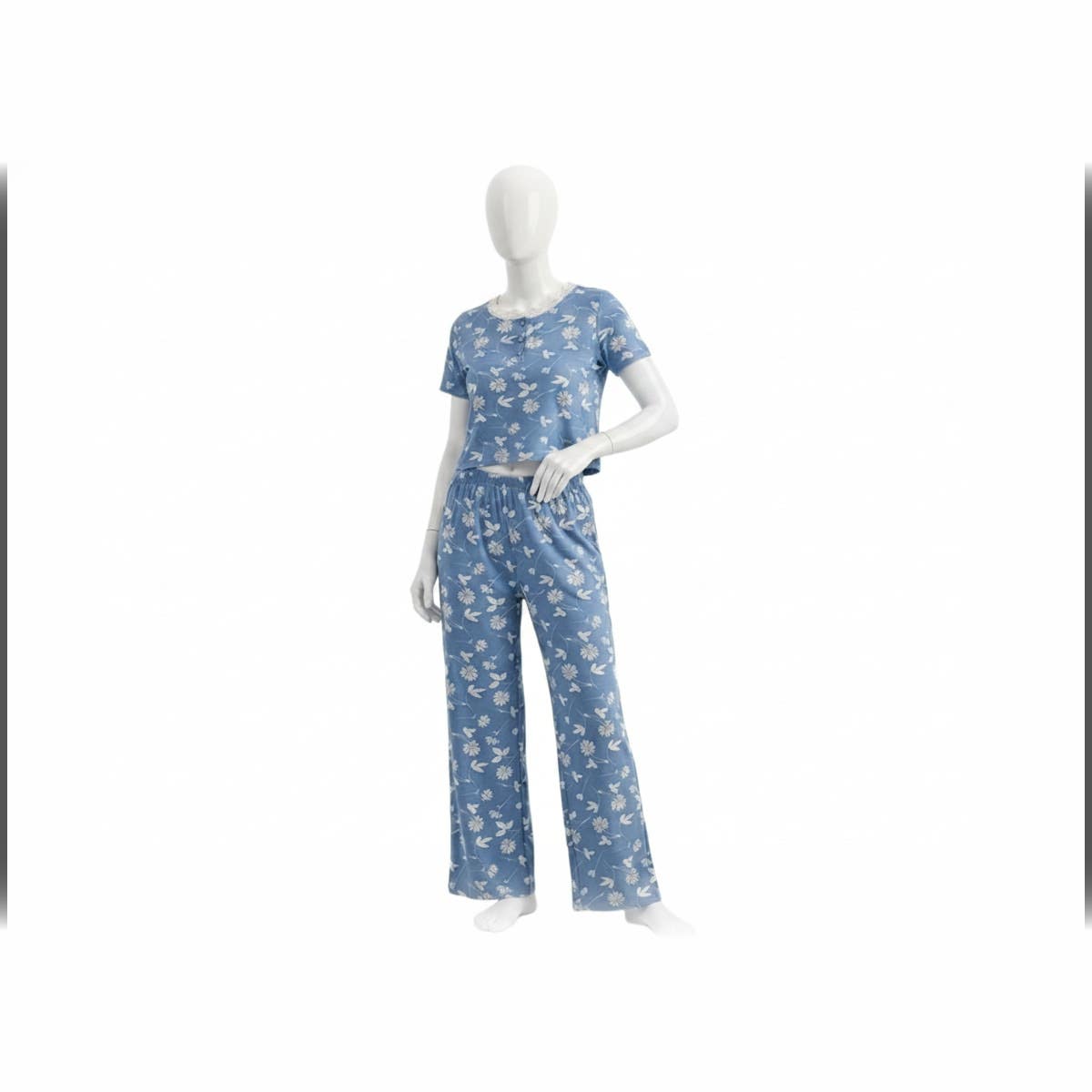 Women's patterned two-piece pajama set consisting of a short-sleeved t-shirt and pants