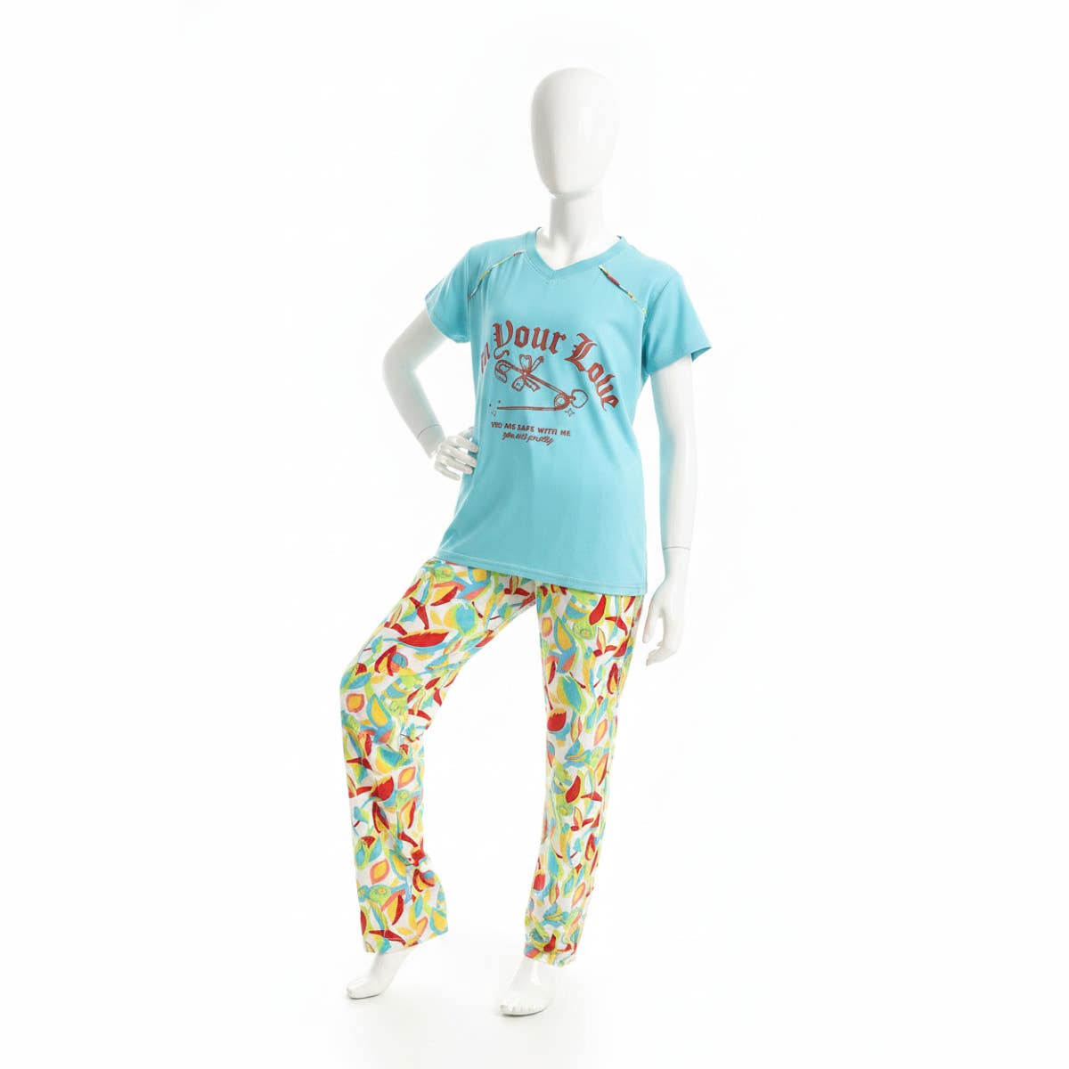 Girls' summer pajamas with chest prints