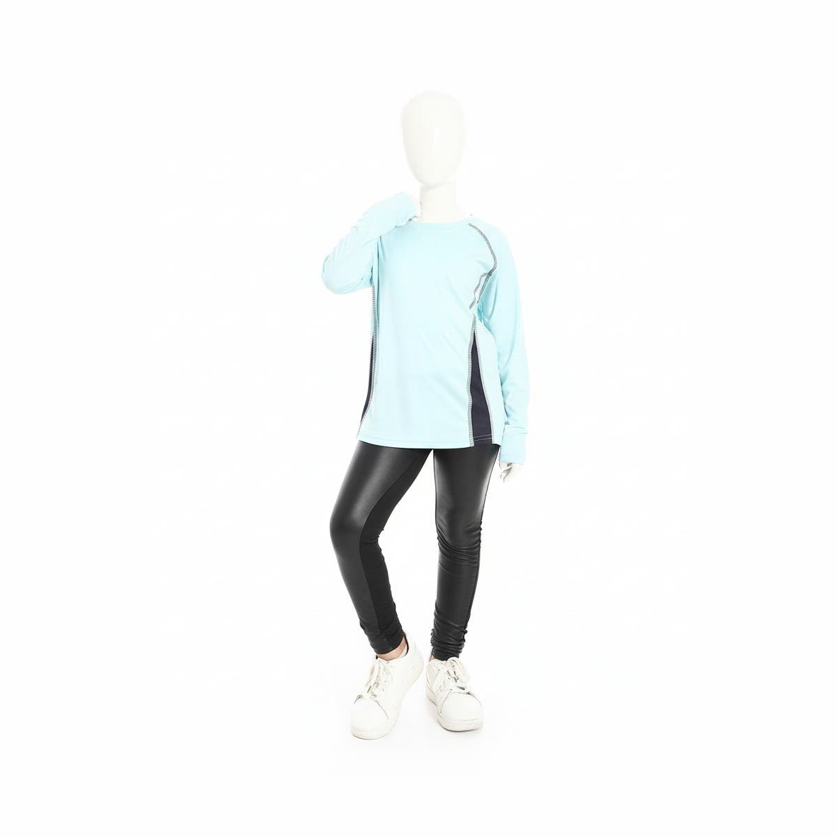 Girls' sports T-shirt with long sleeves