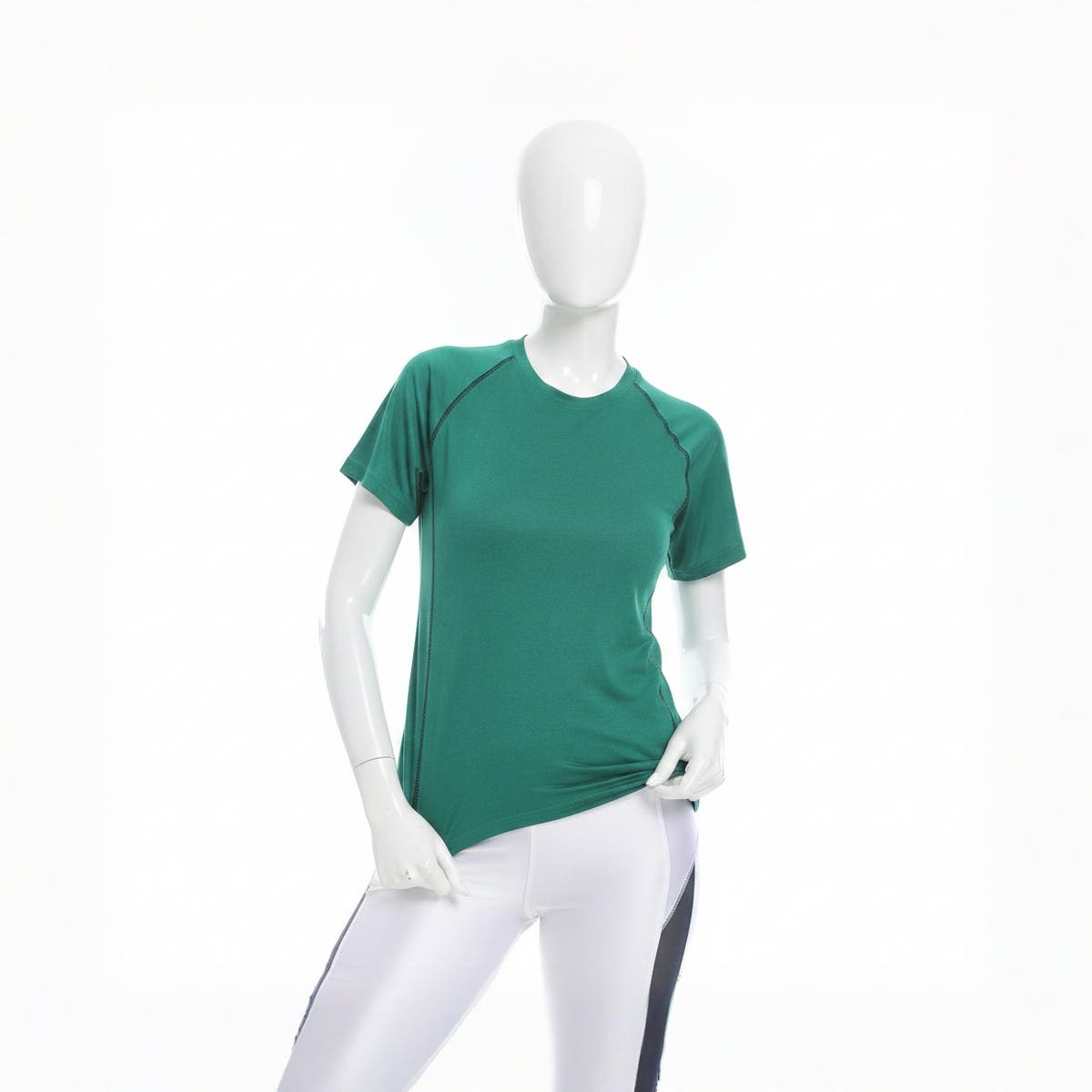 Women sport t-shirt with half sleeves