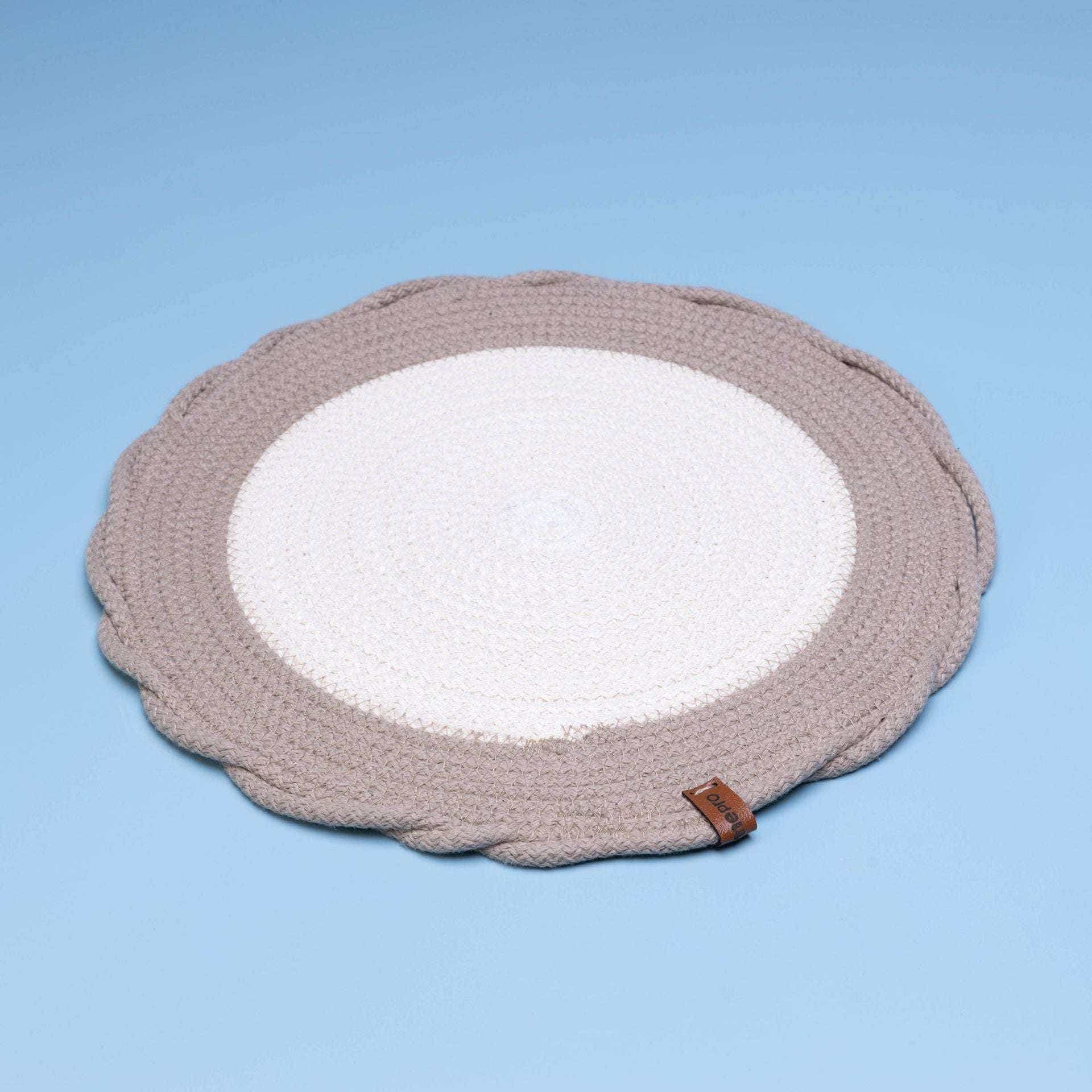 Handwoven Dual-Tone Rustic Rope Placemat - Coastal Dining Essential