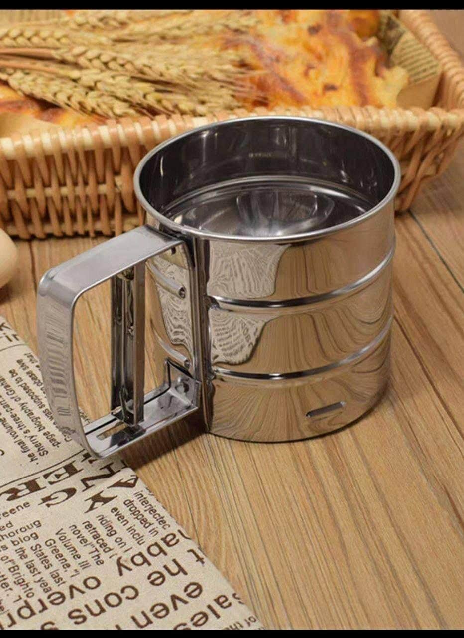 One-handed stainless steel flour icing sugar sifter