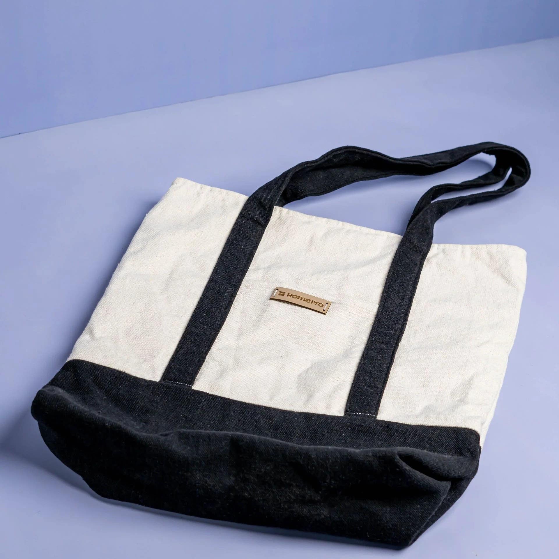 HomePro Reusable Shopping Bag - Durable Fabric, Modern Design