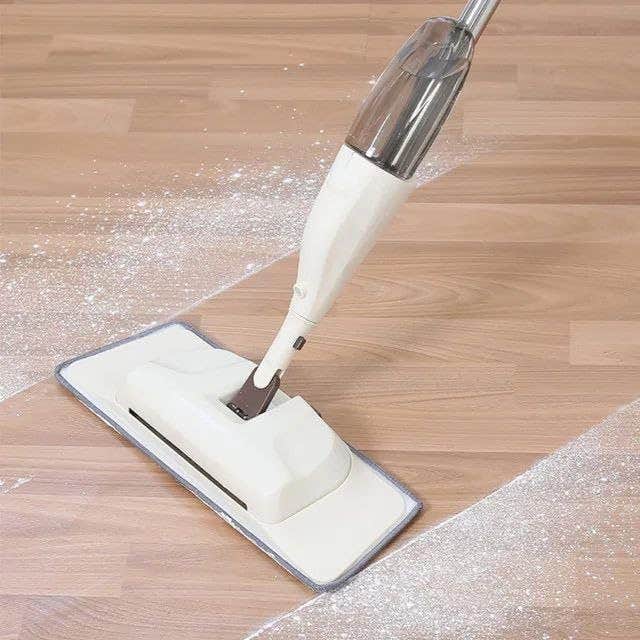 Spray Floor Mop, White, with Adjustable Stick, Spray Mop Floor Cleaning Easily and Efficiently Household Cleaning for All Kinds of Floors, Spray Mop