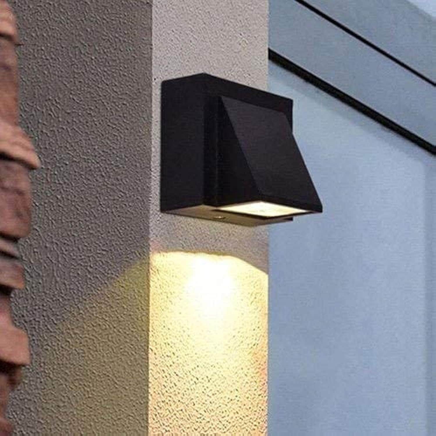 SL THREE 5W Up/Down LED Wall Light, Waterproof, Warm White, Aluminum Body
