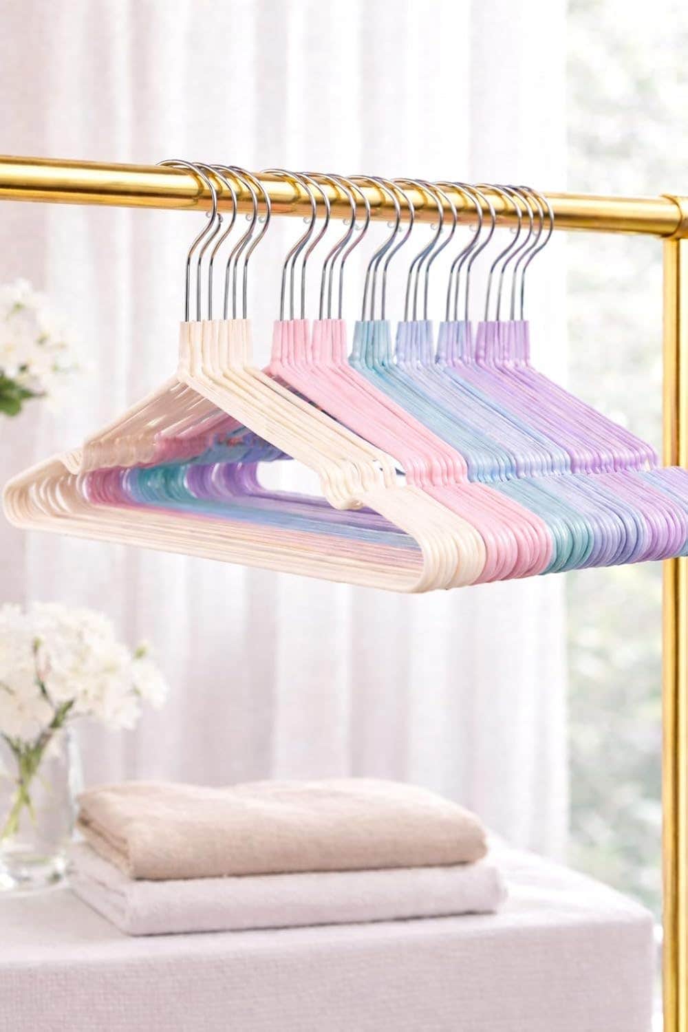 20-Piece Non-Slip Metal Clothes Hangers Set - Multi-Colour, Durable & Space-Saving