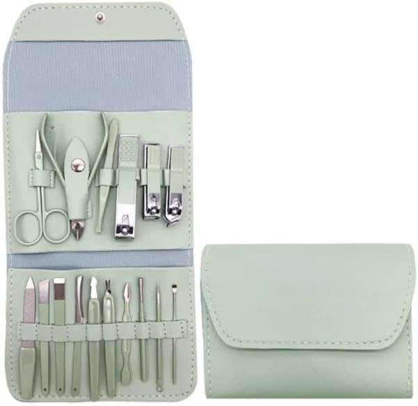 Manicure Set 16 Piece Stainless Steel Nail Clipper Pedicure Kit For Men And Women With Travel Case (Green)