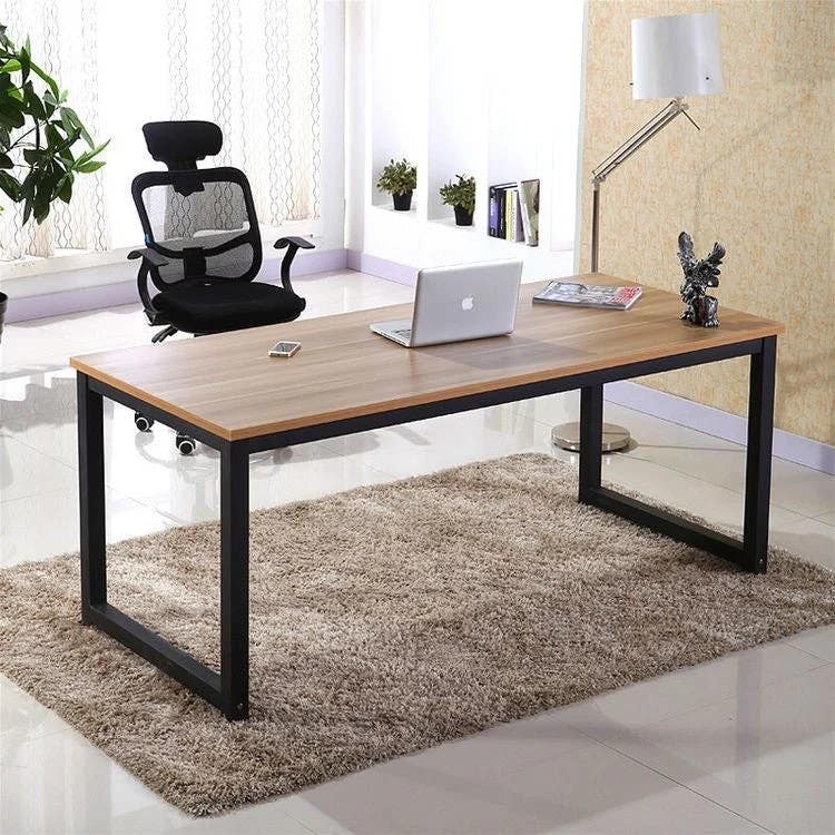 Desk | Wooden & Black | 160 x 60 x 75 | DE18