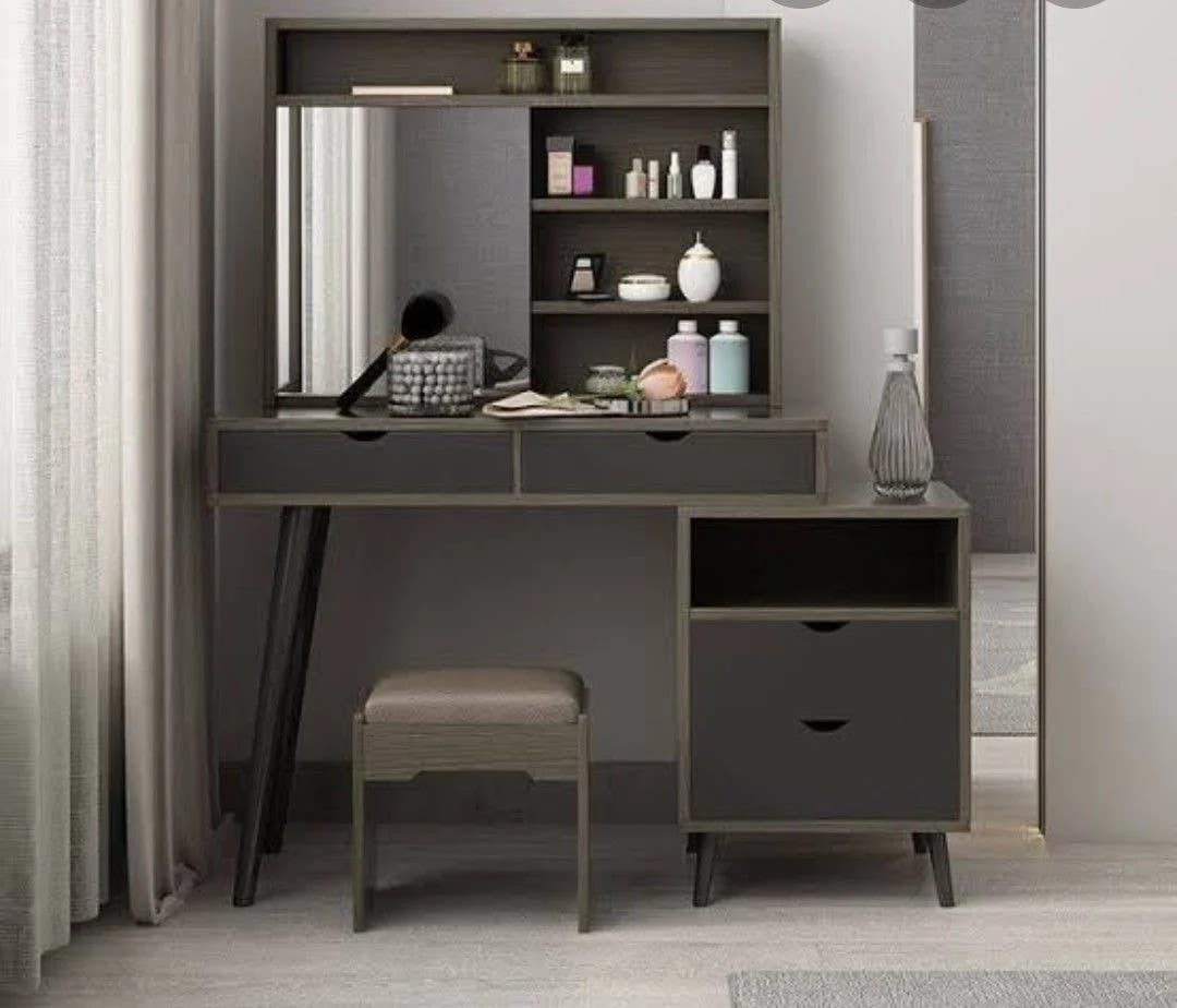 Makeup Vanity | Black & Grey | 140 x 40 x 140 | GI24