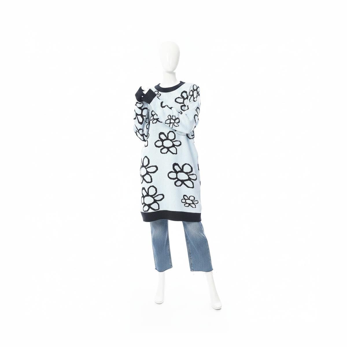 CAESAR Women's Wool Pullover with Rose Pattern - One Size