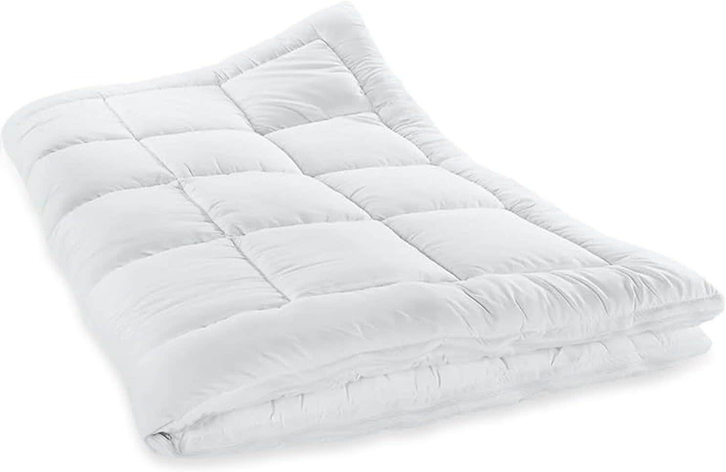 Cotton Mattress Topper 200x280 cm Extra Soft Quilted Bed Protector Breathable Hypoallergenic Padding with Elastic Straps for Secure Fit Adds Comfort and Protection to Any Mattress – White